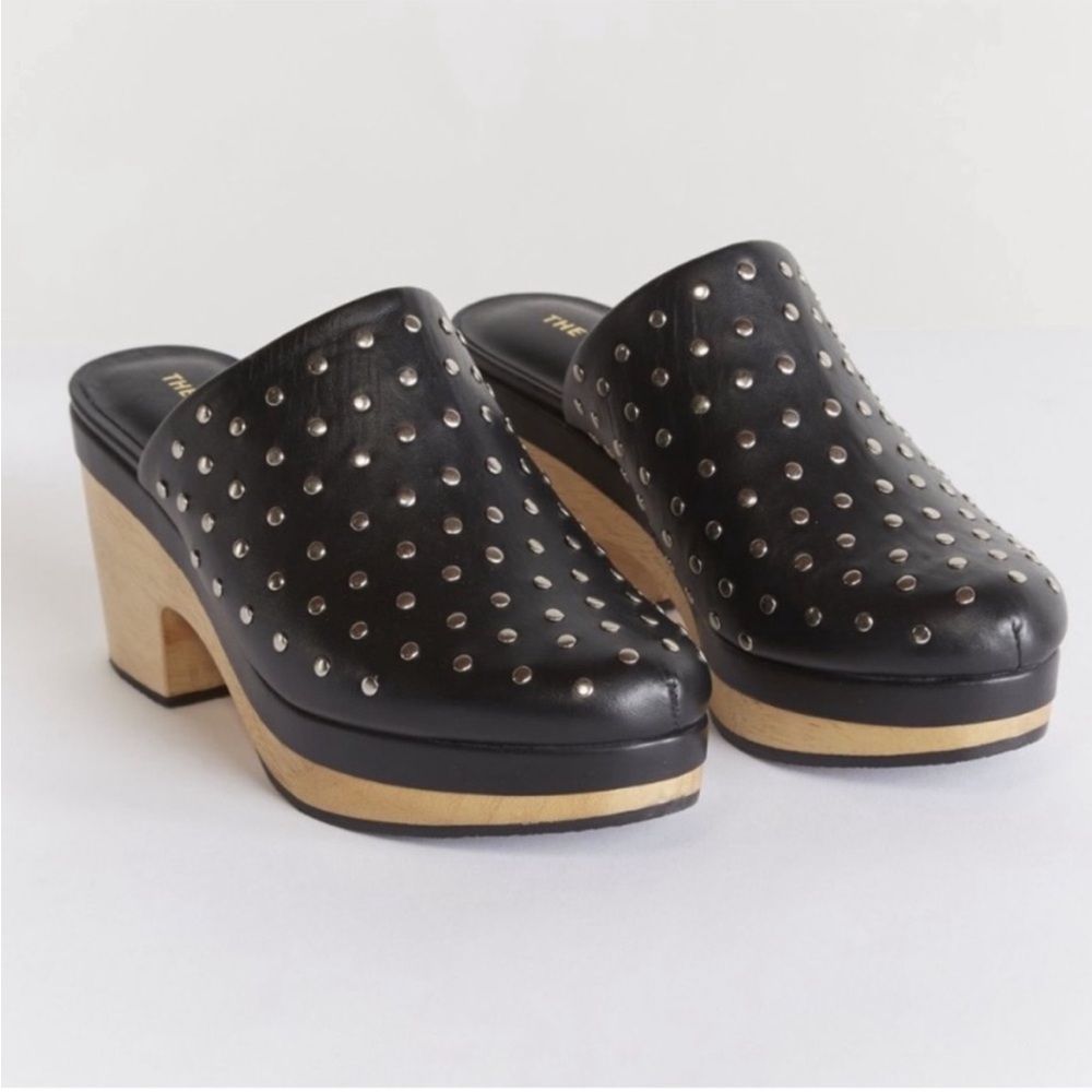 ANTHROPOLOGIE THE ODELLS STUDDED LEATHER CLOGS **NWOB